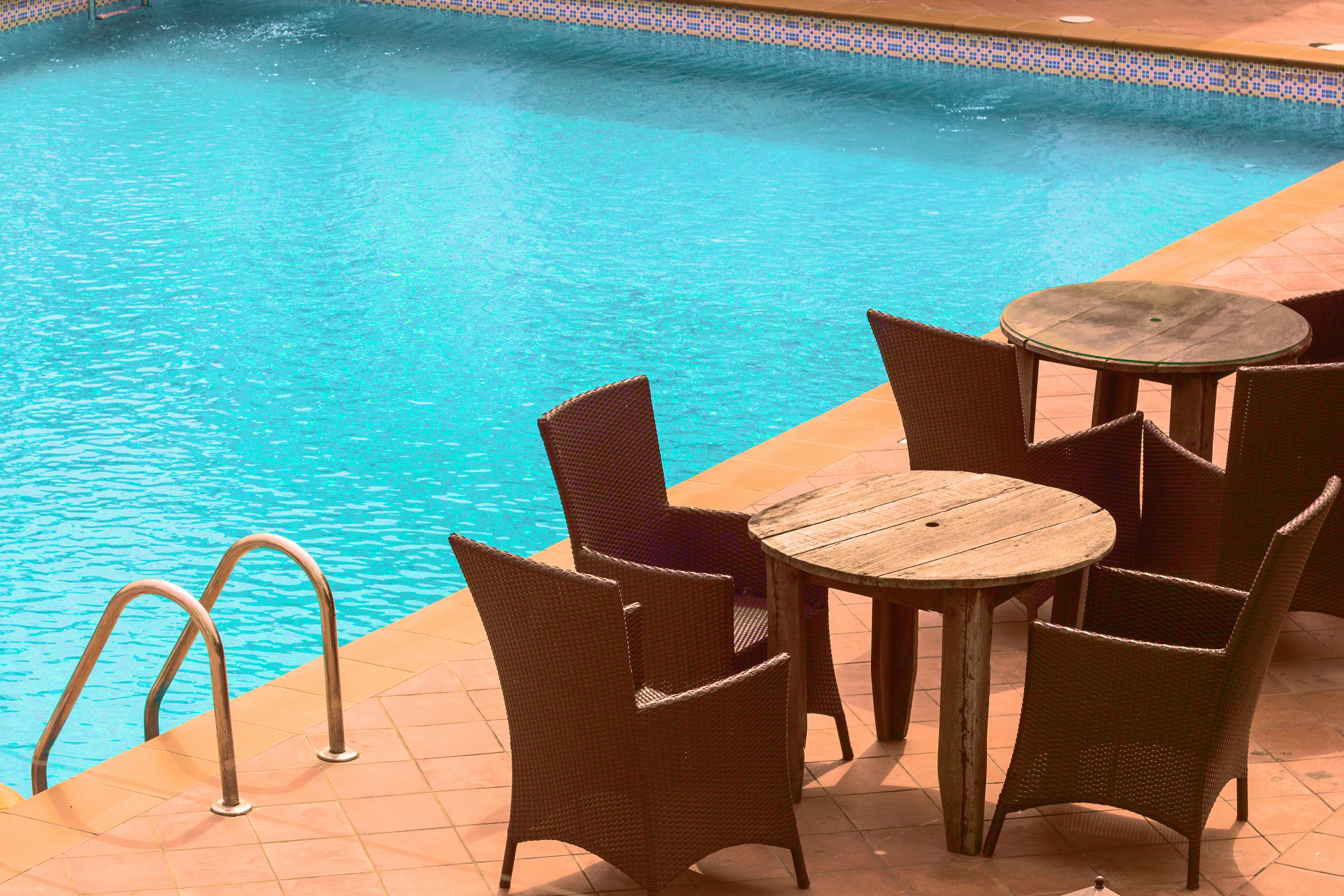 Pool Safety Net vs Pool Safety Cover 1 img